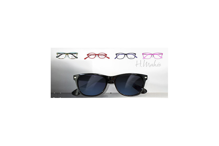 Maxi deco sunglasses 60cm x 17cm