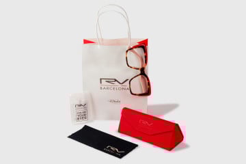 Bag + Cleaner Spray + Cases...