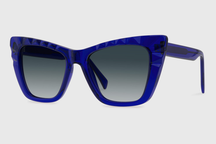 Sunglasses injected woman