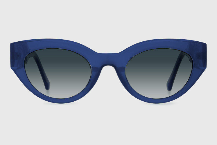 Sunglasses injected woman